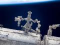 11 Haziran 2008 : Uzay stasyonu'ndaki Robot Dextre  Banda
