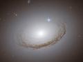 8 Nisan 2009 : Tuhaf Tozlu Gkada NGC 7049