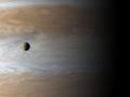 8 Nisan 2012 : Io : Jpiter'in zerindeki Uydu