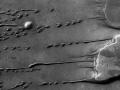22 Nisan 2012 : Mars'ta Akmakta Olan Barkan Kumullar