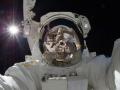 18 Eyll 2012 : Yrngedeki Astronotun Otoportresi