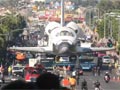 22 Ekim 2012 : Los Angeles Sokaklarnda Bir Uzay Mekii