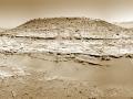 7 Mays 2014 : Curiosity Mars'taki Remarkable Da'n nceliyor