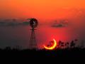 13 Eyll 2015 : A Partial Solar Eclipse over Texas