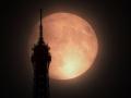 7 Mayıs 2012 : Paris'te Süper Ay