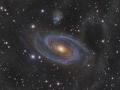 16 Nisan 2013 : Büyük Sarmal Gökada M81 ve Arp'ın İlmeği