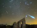 23 Aralık 2015 : Geminid Meteors over Xinglong Observatory